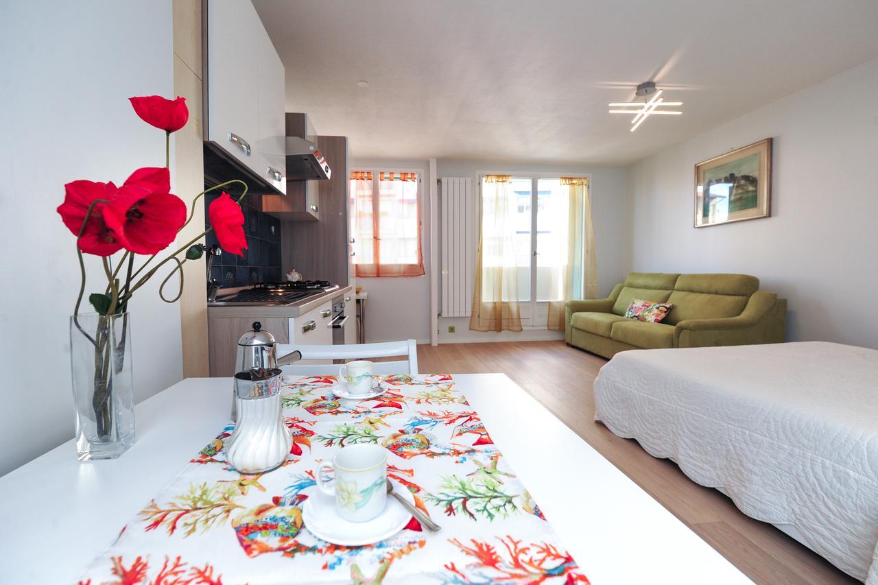 Blue Lagon Five Stars Holiday House Nice Luaran gambar